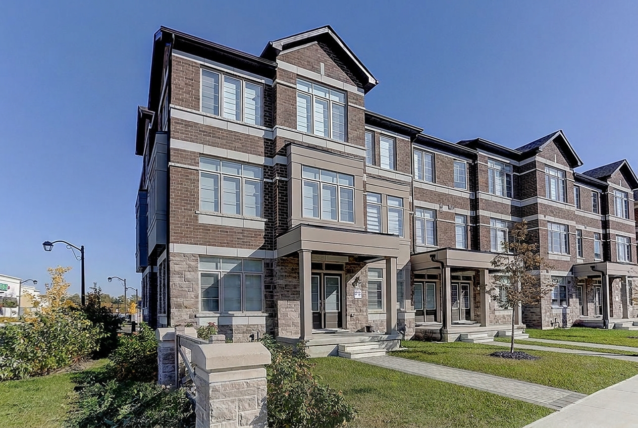 Cedar Grove Neighbourhood homes at 19 Floyd Ford Way, Markham